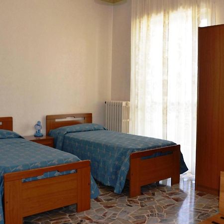 Hotel A-14 Modugno Quarto foto